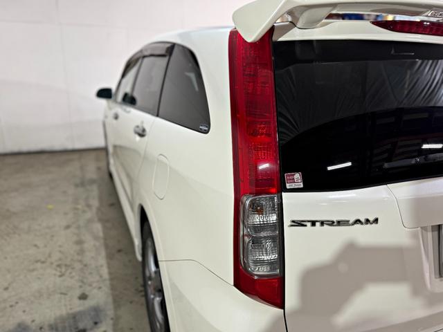 ストリーム RSZ キーレス 4WD アルミホイール(25枚目)