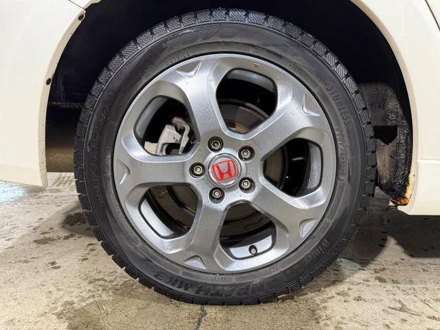 ストリーム RSZ キーレス 4WD アルミホイール(37枚目)