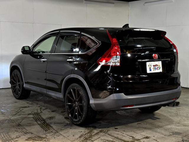 ＣＲ－Ｖ ２４Ｇ　アルミ　盗難防止　オートエアコン　リヤカメラ　ＥＴＣ車載器　禁煙　サイドエアバッグ　ドライブレコーダー　ワンセグ　パワーウインドウ　エアバッグ　ＥＳＣ　キーレス　ＤＶＤ再生可　ＡＢＳ　ナビＴＶ　４ＷＤ（14枚目）