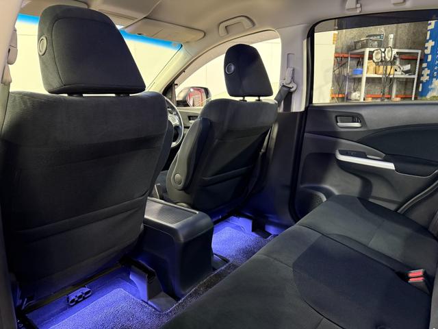 ＣＲ－Ｖ ２４Ｇ　アルミ　盗難防止　オートエアコン　リヤカメラ　ＥＴＣ車載器　禁煙　サイドエアバッグ　ドライブレコーダー　ワンセグ　パワーウインドウ　エアバッグ　ＥＳＣ　キーレス　ＤＶＤ再生可　ＡＢＳ　ナビＴＶ　４ＷＤ（22枚目）