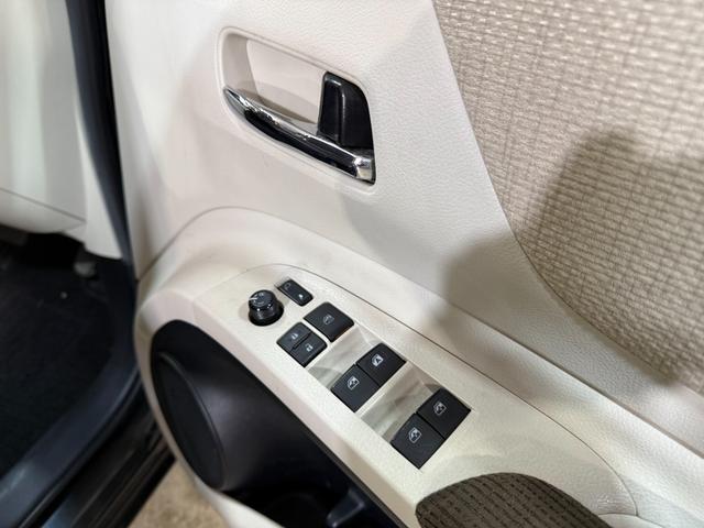 シエンタ Ｇ　ＶＳＣ　リアカメラ　デュアルパワースライドドア　４ＷＤ車　キーフリーシステム　ＡＡＣ　パワーウインドウ　ナビ＆ＴＶ　ＥＴＣ車載器　三列シート　ドライブレコーダー　盗難防止装置　メモリナビ　ＡＢＳ（40枚目）