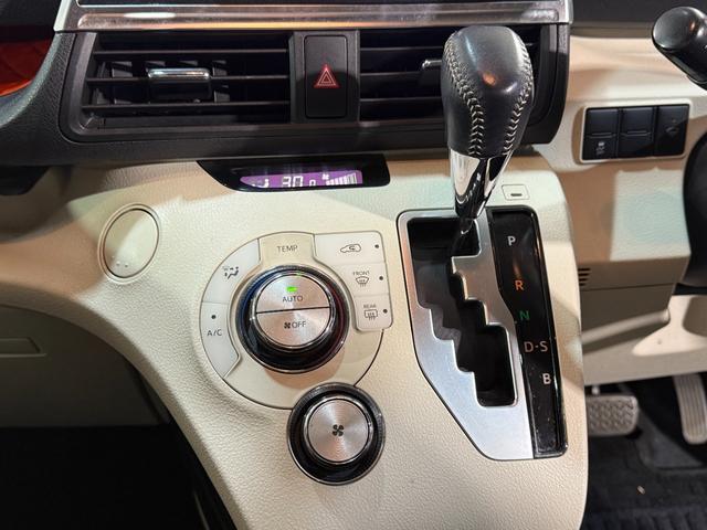 シエンタ Ｇ　ＶＳＣ　リアカメラ　デュアルパワースライドドア　４ＷＤ車　キーフリーシステム　ＡＡＣ　パワーウインドウ　ナビ＆ＴＶ　ＥＴＣ車載器　三列シート　ドライブレコーダー　盗難防止装置　メモリナビ　ＡＢＳ（41枚目）