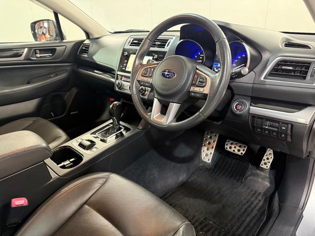 レガシィＢ４ リミテッド　インテリキー　キーレスアクセス　ＡＷ　本革　禁煙　メモリーナビ　運転席パワーシート　クルコン　前席シートヒーター　アイドリングストップ　ドライブレコーダー　４ＷＤ　エアバッグ　ナビＴＶ　ＡＢＳ　Ｂカメ（17枚目）