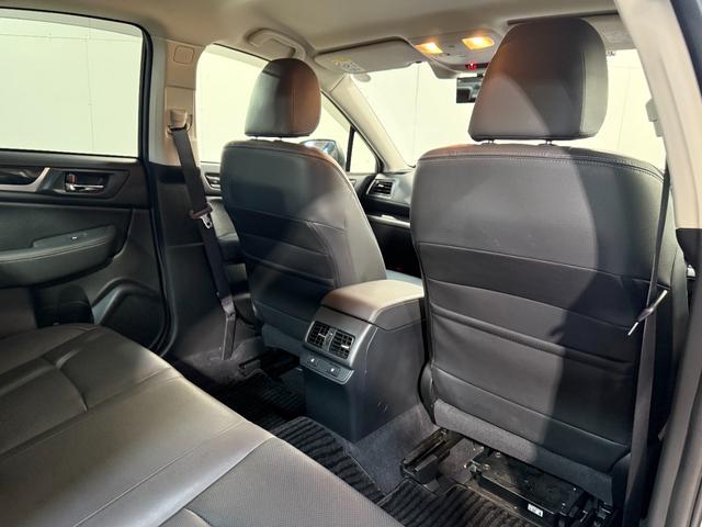 レガシィＢ４ リミテッド　インテリキー　キーレスアクセス　ＡＷ　本革　禁煙　メモリーナビ　運転席パワーシート　クルコン　前席シートヒーター　アイドリングストップ　ドライブレコーダー　４ＷＤ　エアバッグ　ナビＴＶ　ＡＢＳ　Ｂカメ（25枚目）