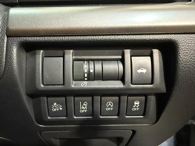 レガシィＢ４ リミテッド　インテリキー　キーレスアクセス　ＡＷ　本革　禁煙　メモリーナビ　運転席パワーシート　クルコン　前席シートヒーター　アイドリングストップ　ドライブレコーダー　４ＷＤ　エアバッグ　ナビＴＶ　ＡＢＳ　Ｂカメ（38枚目）