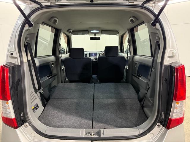 ワゴンＲ ＦＸ　シートヒータ付き　４ＷＤ車　アルミホイル　キーレスエントリーシステム　ＤＶＤ再生可能　運転席助手席エアバック　メモリナビ　エアバック　パワステ　ベンチシート車　オ－トエアコン　ナビ・ＴＶ（22枚目）