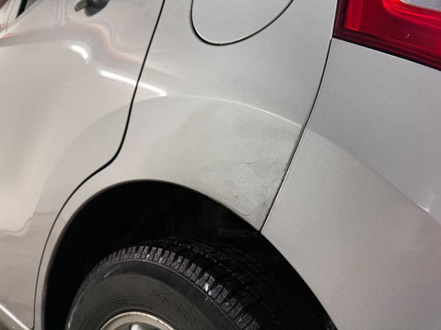 ワゴンＲ ＦＸ　シートヒータ付き　４ＷＤ車　アルミホイル　キーレスエントリーシステム　ＤＶＤ再生可能　運転席助手席エアバック　メモリナビ　エアバック　パワステ　ベンチシート車　オ－トエアコン　ナビ・ＴＶ（36枚目）