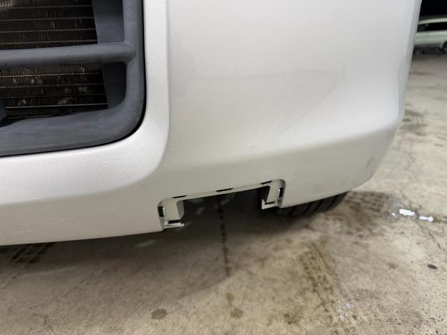 ワゴンＲ ＦＸ　シートヒータ付き　４ＷＤ車　アルミホイル　キーレスエントリーシステム　ＤＶＤ再生可能　運転席助手席エアバック　メモリナビ　エアバック　パワステ　ベンチシート車　オ－トエアコン　ナビ・ＴＶ（40枚目）