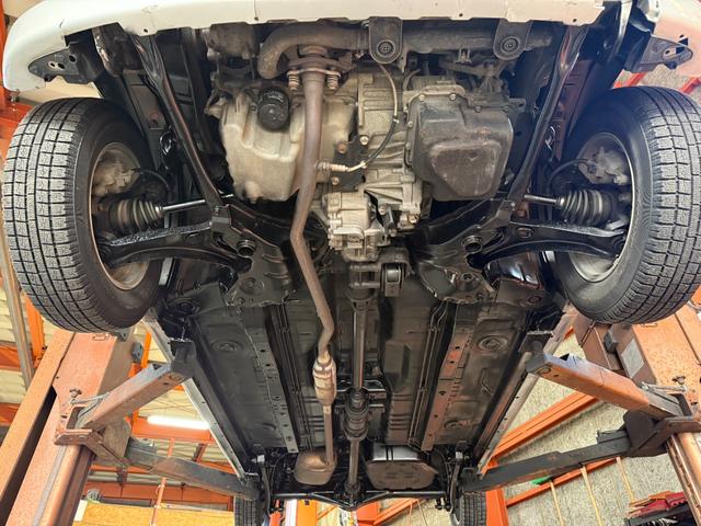 ワゴンＲ ＦＸ　シートヒータ付き　４ＷＤ車　アルミホイル　キーレスエントリーシステム　ＤＶＤ再生可能　運転席助手席エアバック　メモリナビ　エアバック　パワステ　ベンチシート車　オ－トエアコン　ナビ・ＴＶ（42枚目）