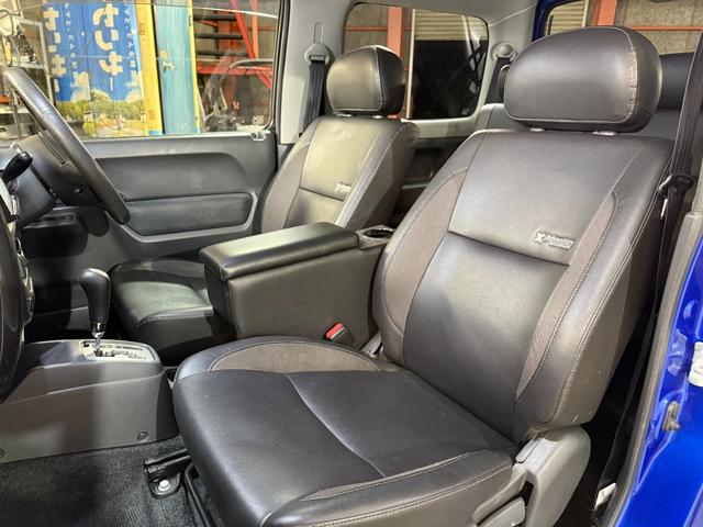 ジムニー クロスアドベンチャーＸＣ　Ｓヒーター　ダブルエアバック　地デジＴＶ　ＡＷ　ＤＶＤ視聴　メモリーナビ　キーレス付　切替式４ＷＤ　マニュアルエアコン　パワーウィンドウ　エアバック　ＡＵＸ　ドライブレコーダー　パワーステアリング（22枚目）