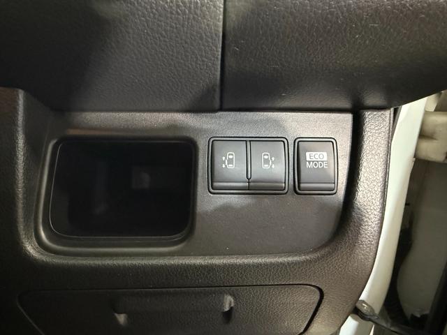 セレナ ハイウェイスター　キーレスＥ　Ｗエアバック　両面パワースライドドア　アイドリングＳ　禁煙　Ｂカメラ　メモリーナビ　ＡＡＣ　ナビＴＶ　ＤＶＤ再生　ＡＢＳ　盗難防止装置　パートタイム４ＷＤ　エアバッグ　ＰＳ　ＰＷ　ＶＤＣ（37枚目）