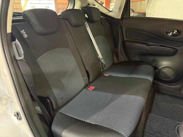 ノート X FOUR 禁煙 踏み間違い衝突防止 VSA 車線逸脱警報装置 インテリジェントキ 助手席エアバッグ キーレス 切替4WD PW エアバック 寒冷地仕様 盗難防止装置 パワーステアリング ABS AAC(20枚目)