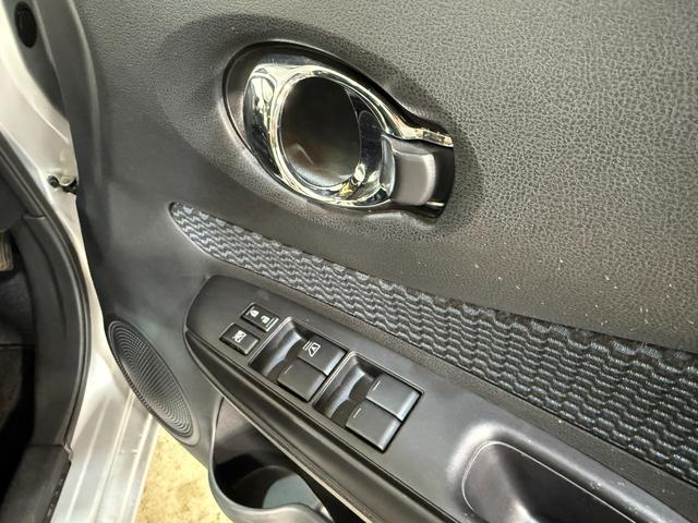 ノート X FOUR 禁煙 踏み間違い衝突防止 VSA 車線逸脱警報装置 インテリジェントキ 助手席エアバッグ キーレス 切替4WD PW エアバック 寒冷地仕様 盗難防止装置 パワーステアリング ABS AAC(35枚目)