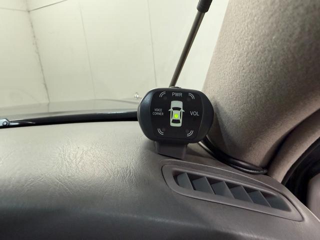 クラウン ロイヤルエクストラＦｏｕｒ　Ｑパッケージ　４ＷＤ　エアバック　パワステ　パワーウインド　ＡＢＳ　エアコン　キーレスキー　パワーシート　禁煙車（31枚目）