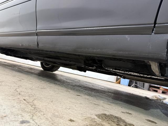 クラウン ロイヤルエクストラＦｏｕｒ　Ｑパッケージ　４ＷＤ　エアバック　パワステ　パワーウインド　ＡＢＳ　エアコン　キーレスキー　パワーシート　禁煙車（38枚目）