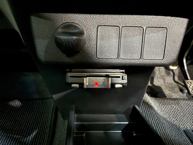 ミライース Ｘ　ＳＡＩＩＩ　レーンキープ　ＥＴＣ車載器　衝突軽減装置　ＬＥＤ　横滑り防止装置　Ｗエアバック　運転席エアバッグ　アイスト　リモコンキー　ＡＢＳ　４ＷＤ　パワーウインドウ　パワーステアリング　寒冷地仕様　エアコン（22枚目）