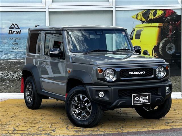 ジムニーシエラ ＪＣ　カロッツエリア９インチナビ　フルセグＴＶ　純正マッドガード　シートヒーター　アイドリングストップ　リアソナー　ＬＥＤヘッドライト　プッシュスタート　スマートキー（3枚目）