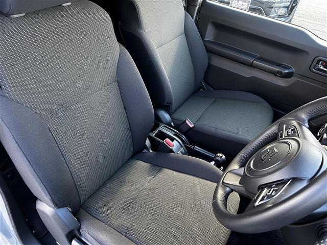 ジムニーシエラ ＪＣ　カロッツエリア９インチナビ　フルセグＴＶ　純正マッドガード　シートヒーター　アイドリングストップ　リアソナー　ＬＥＤヘッドライト　プッシュスタート　スマートキー（19枚目）