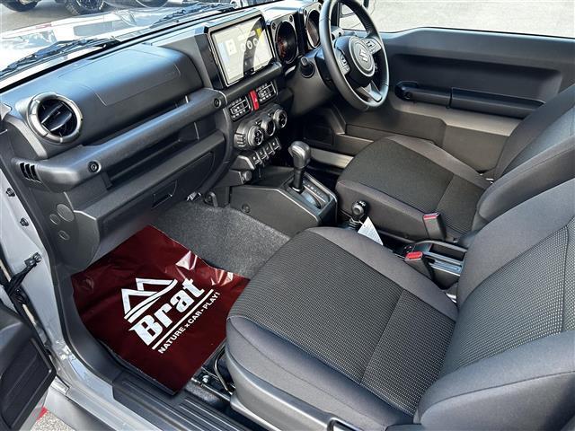 ジムニーシエラ ＪＣ　カロッツエリア９インチナビ　フルセグＴＶ　純正マッドガード　シートヒーター　アイドリングストップ　リアソナー　ＬＥＤヘッドライト　プッシュスタート　スマートキー（20枚目）