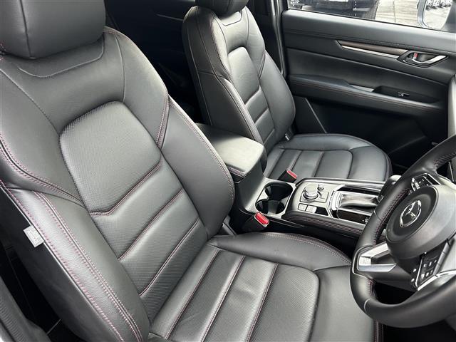 ＣＸ－５ ＸＤ　スポーツアピアランス　ワンオーナー　純正１０．２５インチナビ　フルセグＴＶ　全方位カメラ　ＢＯＳＥサウンド　レザーシート　前席パワーシート　前席シートヒーター　ステアリングヒーター　ドライブレコーダー　コーナーセンサー（19枚目）