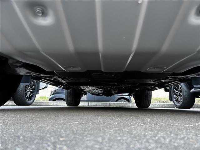 ランドクルーザー250 ZXファーストエディション JBLサウンドシステム 全方位カメラ フルセグTV モデリスタパッケージ 丸目LEDヘッドライト サンルーフ コーナーセンサー レザーシート1列目2列目シートヒーター&クーラー 前席パワーシート(39枚目)