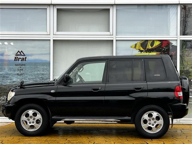 パジェロイオ パールパッケージ　ナビエディション　走行距離３６７００キロ　運転席助手席エアバック　純正アルミホイール　電動格納ドアミラー　オートエアコン　ＡＢＳ　背面タイヤ　社外ドライブレコーダー（5枚目）