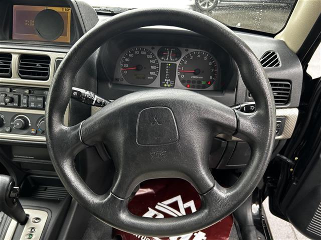 パジェロイオ パールパッケージ　ナビエディション　走行距離３６７００キロ　運転席助手席エアバック　純正アルミホイール　電動格納ドアミラー　オートエアコン　ＡＢＳ　背面タイヤ　社外ドライブレコーダー（14枚目）