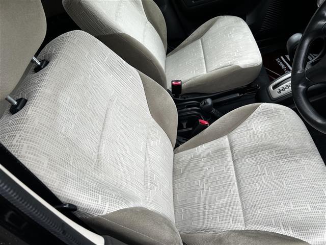 パジェロイオ パールパッケージ　ナビエディション　走行距離３６７００キロ　運転席助手席エアバック　純正アルミホイール　電動格納ドアミラー　オートエアコン　ＡＢＳ　背面タイヤ　社外ドライブレコーダー（17枚目）