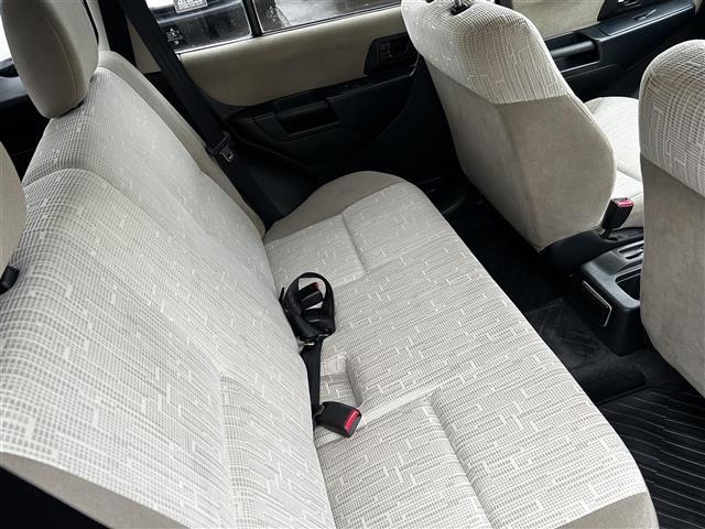 パジェロイオ パールパッケージ　ナビエディション　走行距離３６７００キロ　運転席助手席エアバック　純正アルミホイール　電動格納ドアミラー　オートエアコン　ＡＢＳ　背面タイヤ　社外ドライブレコーダー（20枚目）