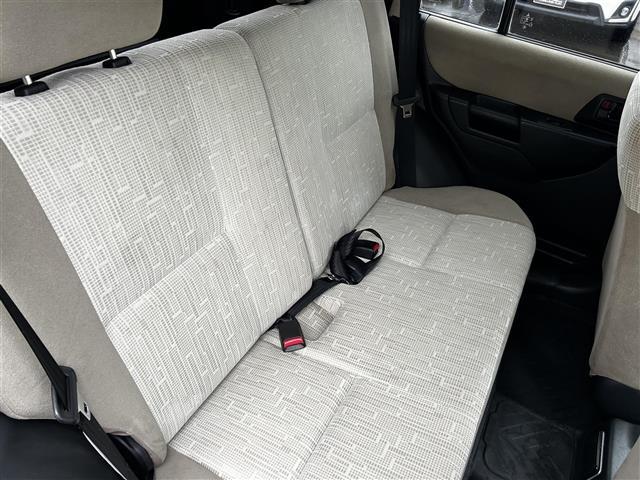 パジェロイオ パールパッケージ　ナビエディション　走行距離３６７００キロ　運転席助手席エアバック　純正アルミホイール　電動格納ドアミラー　オートエアコン　ＡＢＳ　背面タイヤ　社外ドライブレコーダー（21枚目）