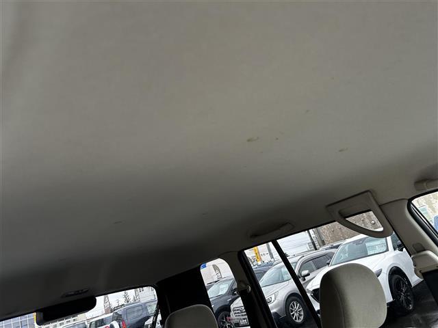 パジェロイオ パールパッケージ　ナビエディション　走行距離３６７００キロ　運転席助手席エアバック　純正アルミホイール　電動格納ドアミラー　オートエアコン　ＡＢＳ　背面タイヤ　社外ドライブレコーダー（28枚目）