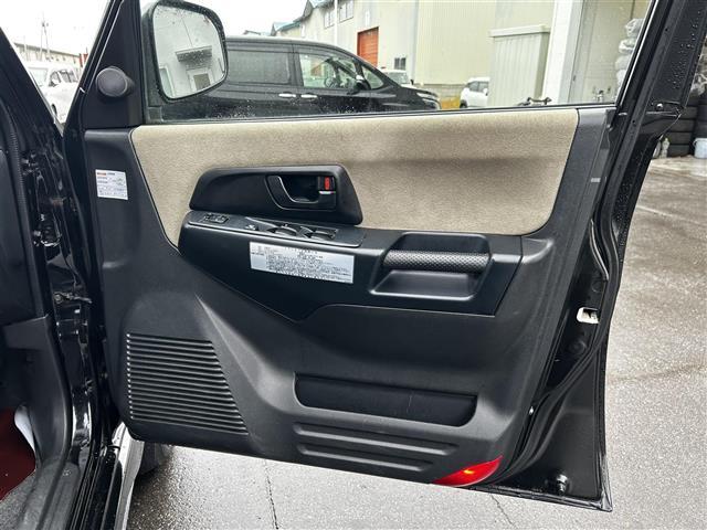 パジェロイオ パールパッケージ　ナビエディション　走行距離３６７００キロ　運転席助手席エアバック　純正アルミホイール　電動格納ドアミラー　オートエアコン　ＡＢＳ　背面タイヤ　社外ドライブレコーダー（29枚目）