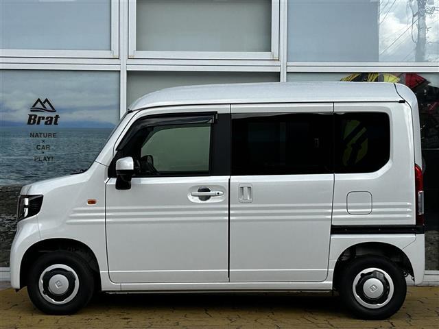 Ｎ－ＶＡＮ＋スタイル ファン　ワンオーナー　カロッツェリアナビ　バックカメラ　ワンセグＴＶ　ＬＥＤヘッドライト　オプショングリル　充電用ＵＳＢジャック　アクティブクルーズコントロール　プッシュスタート　スマートキー（5枚目）