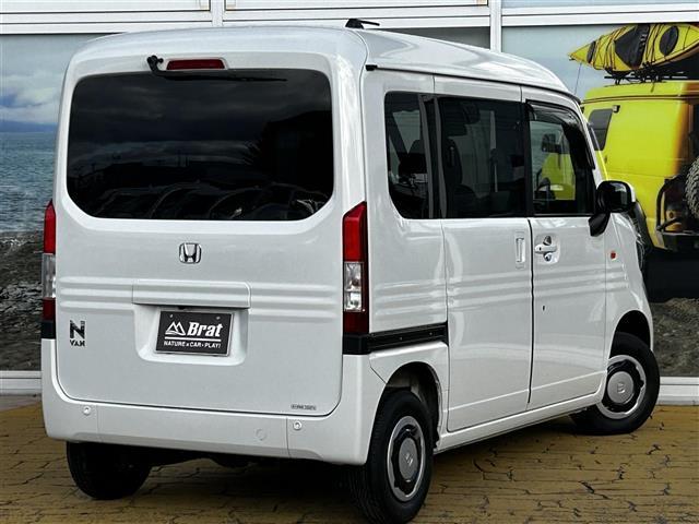 Ｎ－ＶＡＮ＋スタイル ファン　ワンオーナー　カロッツェリアナビ　バックカメラ　ワンセグＴＶ　ＬＥＤヘッドライト　オプショングリル　充電用ＵＳＢジャック　アクティブクルーズコントロール　プッシュスタート　スマートキー（8枚目）