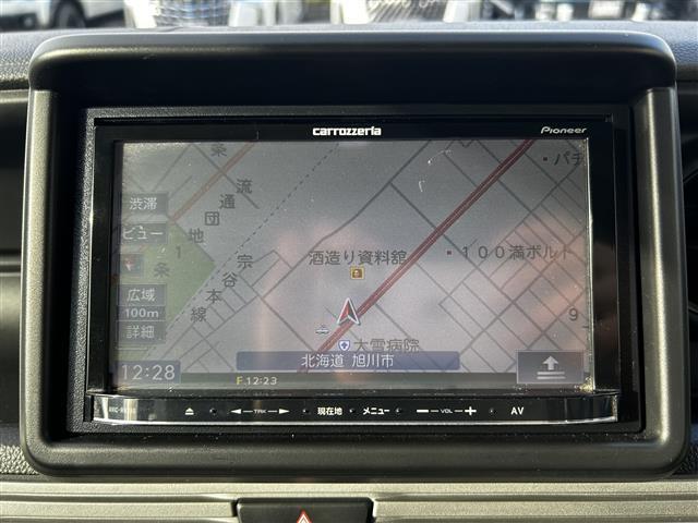 Ｎ－ＶＡＮ＋スタイル ファン　ワンオーナー　カロッツェリアナビ　バックカメラ　ワンセグＴＶ　ＬＥＤヘッドライト　オプショングリル　充電用ＵＳＢジャック　アクティブクルーズコントロール　プッシュスタート　スマートキー（11枚目）