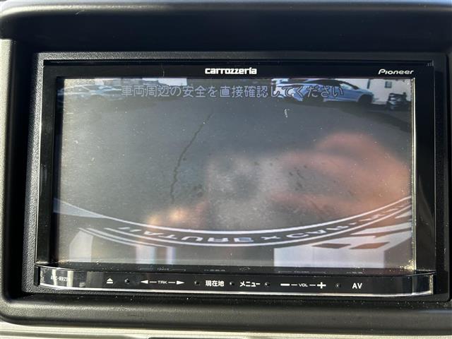 Ｎ－ＶＡＮ＋スタイル ファン　ワンオーナー　カロッツェリアナビ　バックカメラ　ワンセグＴＶ　ＬＥＤヘッドライト　オプショングリル　充電用ＵＳＢジャック　アクティブクルーズコントロール　プッシュスタート　スマートキー（12枚目）