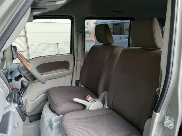 エブリイ ジョインターボ　１４ＡＷ　エクストリームＪ　ＸＪ０４　マックトレックエクストリームＲ／Ｔ　タナベ　リフトアップキット　ジムリイ　フェイスチェンジキット　ＪＩＶＥＲＹエンブレム　ナチュラルウッドハンドル　オートライト（11枚目）