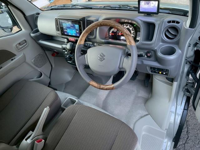 エブリイ ジョインターボ　１４ＡＷ　エクストリームＪ　ＸＪ０４　マックトレックエクストリームＲ／Ｔ　タナベ　リフトアップキット　ジムリイ　フェイスチェンジキット　ＪＩＶＥＲＹエンブレム　ナチュラルウッドハンドル　オートライト（12枚目）