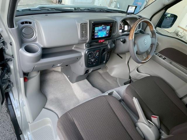 エブリイ ジョインターボ　１４ＡＷ　エクストリームＪ　ＸＪ０４　マックトレックエクストリームＲ／Ｔ　タナベ　リフトアップキット　ジムリイ　フェイスチェンジキット　ＪＩＶＥＲＹエンブレム　ナチュラルウッドハンドル　オートライト（14枚目）