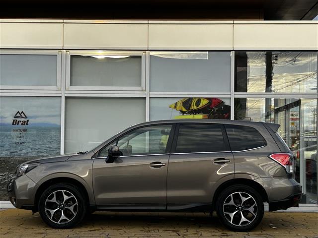 フォレスター S-リミテッド ブラウンレザーセレクション ワンオーナー 特別仕様車ブラウンレザーセレクション 純正ナビ フルセグTV バックカメラ レザーシート 前席パワーシート 全席シートヒーター ステアリングヒーター パドルシフト CURTヒッチメンバー(5枚目)