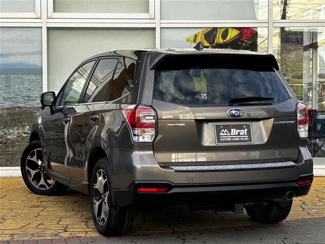 フォレスター S-リミテッド ブラウンレザーセレクション ワンオーナー 特別仕様車ブラウンレザーセレクション 純正ナビ フルセグTV バックカメラ レザーシート 前席パワーシート 全席シートヒーター ステアリングヒーター パドルシフト CURTヒッチメンバー(6枚目)