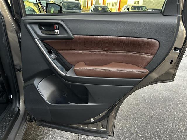 フォレスター S-リミテッド ブラウンレザーセレクション ワンオーナー 特別仕様車ブラウンレザーセレクション 純正ナビ フルセグTV バックカメラ レザーシート 前席パワーシート 全席シートヒーター ステアリングヒーター パドルシフト CURTヒッチメンバー(38枚目)