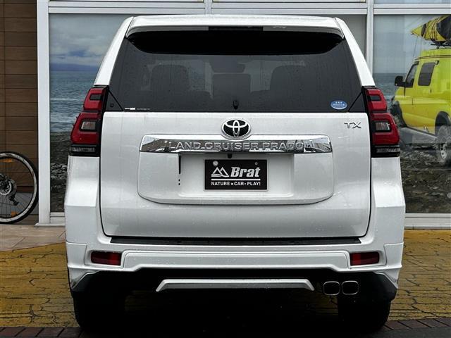 ランドクルーザープラド TX Lパッケージ 純正9インチナビ バックカメラ フルセグTV モデリスタエアロ レザーシート 前席パワーシート 前席シートヒーター&クーラー 電動格納サードシート LEDヘッドライト プッシュスタート スマートキー(7枚目)