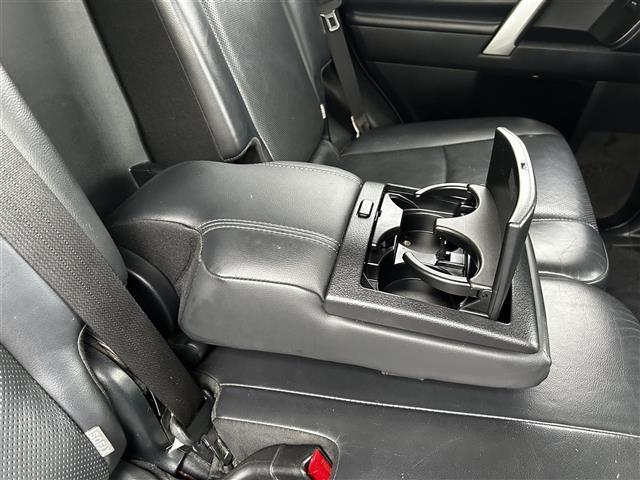 ランドクルーザープラド TX Lパッケージ 純正9インチナビ バックカメラ フルセグTV モデリスタエアロ レザーシート 前席パワーシート 前席シートヒーター&クーラー 電動格納サードシート LEDヘッドライト プッシュスタート スマートキー(25枚目)