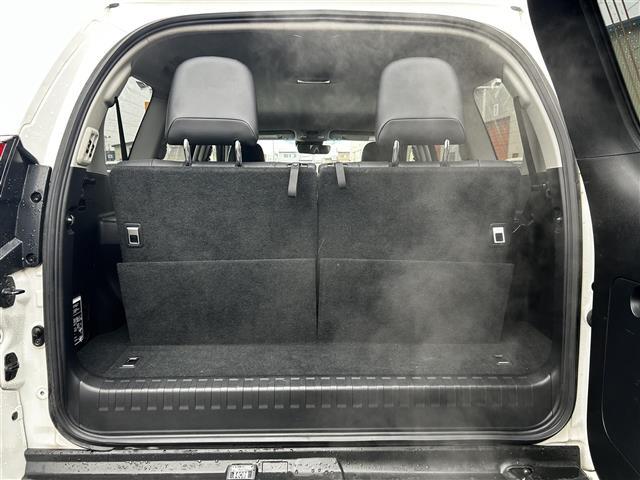 ランドクルーザープラド TX Lパッケージ 純正9インチナビ バックカメラ フルセグTV モデリスタエアロ レザーシート 前席パワーシート 前席シートヒーター&クーラー 電動格納サードシート LEDヘッドライト プッシュスタート スマートキー(29枚目)