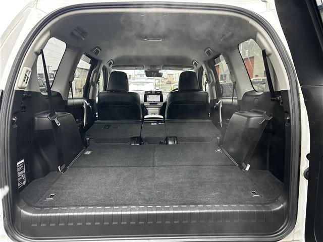 ランドクルーザープラド TX Lパッケージ 純正9インチナビ バックカメラ フルセグTV モデリスタエアロ レザーシート 前席パワーシート 前席シートヒーター&クーラー 電動格納サードシート LEDヘッドライト プッシュスタート スマートキー(31枚目)