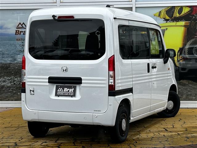 Ｎ－ＶＡＮ ファン　スタイル＋ネイチャー　特別仕様車　ナビ取付スペシャルパッケージ　充電用ＵＳＢジャック　フロントシートアームレスト　ヒーテッドドアミラー　プッシュスタート　スマートキー　ＬＥＤヘッドライト（8枚目）
