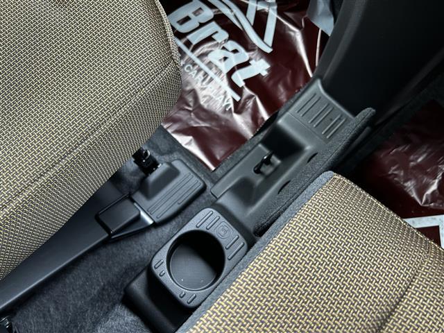 Ｎ－ＶＡＮ ファン　スタイル＋ネイチャー　特別仕様車　ナビ取付スペシャルパッケージ　充電用ＵＳＢジャック　フロントシートアームレスト　ヒーテッドドアミラー　プッシュスタート　スマートキー　ＬＥＤヘッドライト（12枚目）