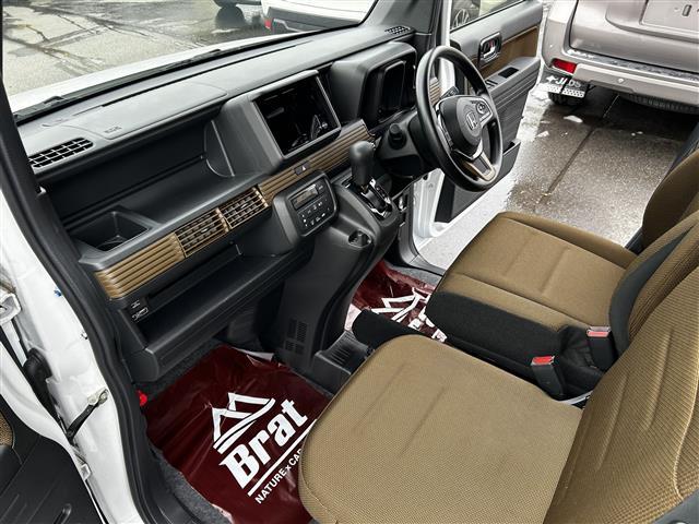 Ｎ－ＶＡＮ ファン　スタイル＋ネイチャー　特別仕様車　ナビ取付スペシャルパッケージ　充電用ＵＳＢジャック　フロントシートアームレスト　ヒーテッドドアミラー　プッシュスタート　スマートキー　ＬＥＤヘッドライト（23枚目）