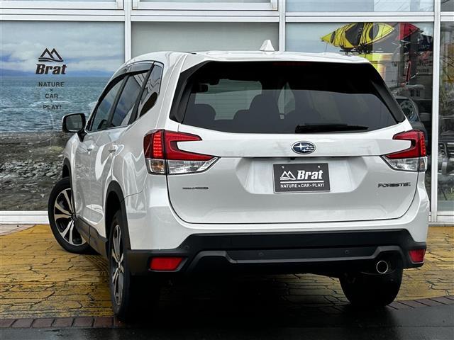 フォレスター プレミアム　ワンオーナー　純正８インチナビ　フルセグＴＶ　左サイド、バックカメラ　ドライブレコーダー　ハーフレザーシート　前席パワーシート　全席シートヒーター　ステアリングヒーター　クルーズコントロール（6枚目）